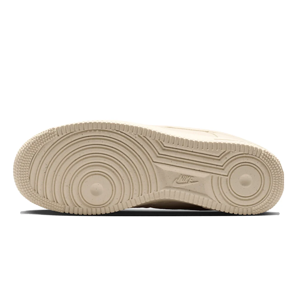 Air Force 1 '07 LV8 ESS+ - Image 3