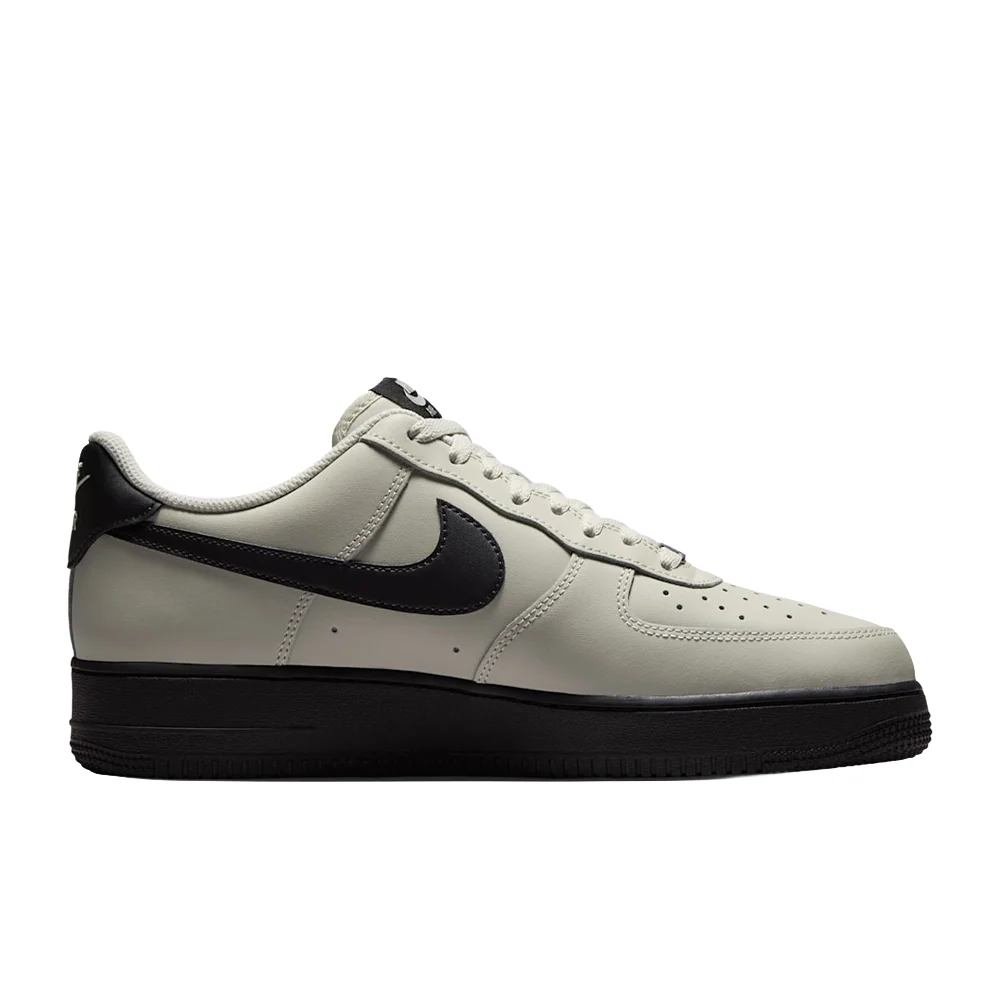 Nike Air Force 1 '07