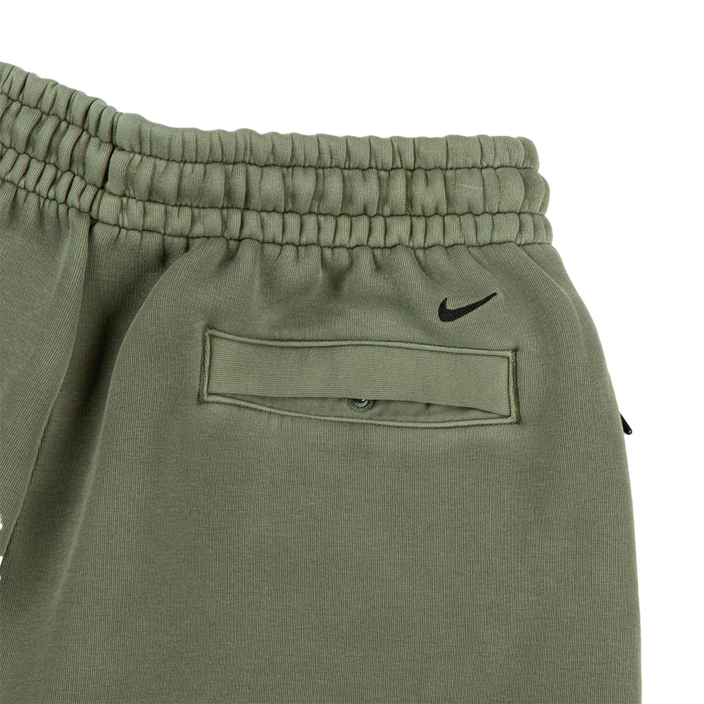 Nike Tech Men's Fleece Shorts - Image 2